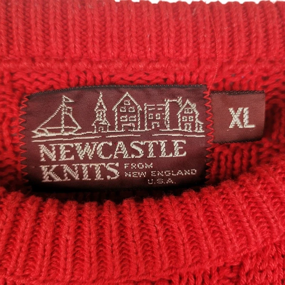 VINTAGE NewCastle Knits PULLOVER Men Size XL  Red Cable Knit  PIT TO PIT 27 IN